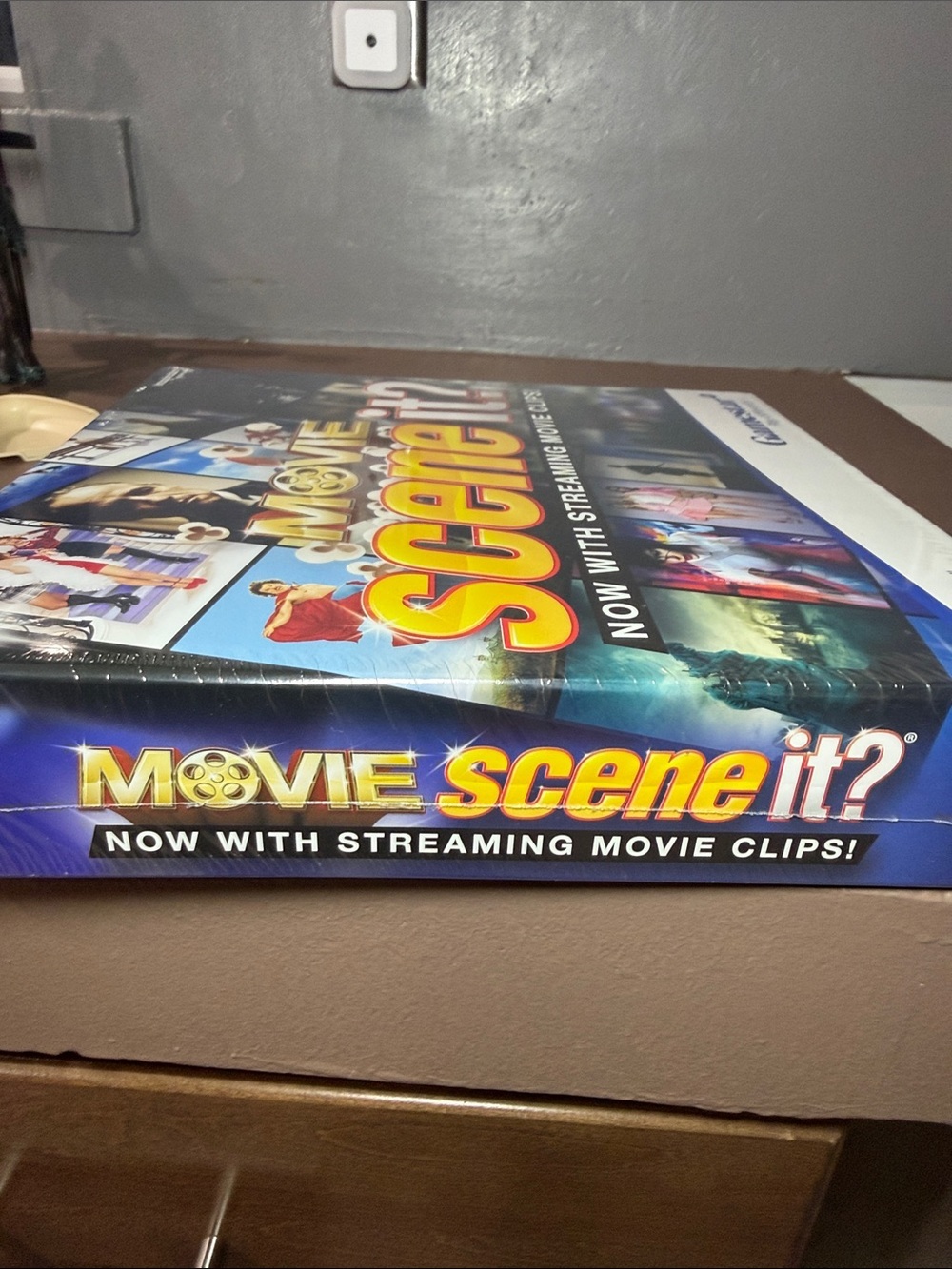 NEW! Gamestar Movie Scene It? Board Game Movie Trivia-Factory Sealed App Version - Picture 11 of 12